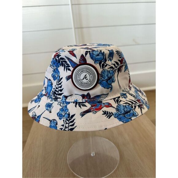 New Era Other - Atlanta Braves limited edition New Era floral bucket hat L/XL
